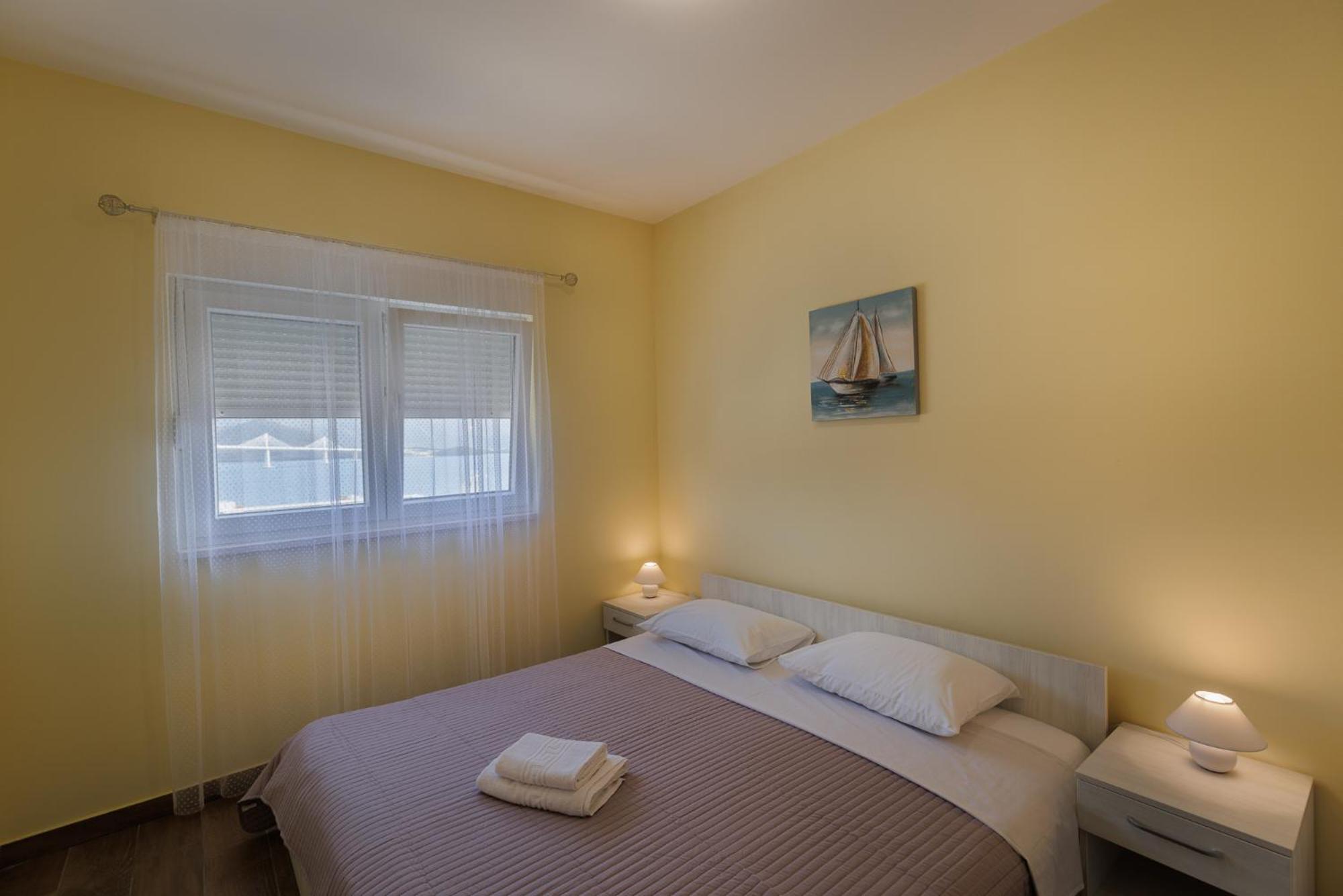 Apartman Maja Komarna Bagian luar foto