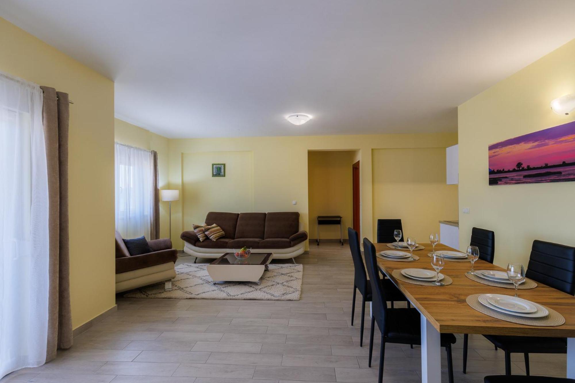 Apartman Maja Komarna Bagian luar foto
