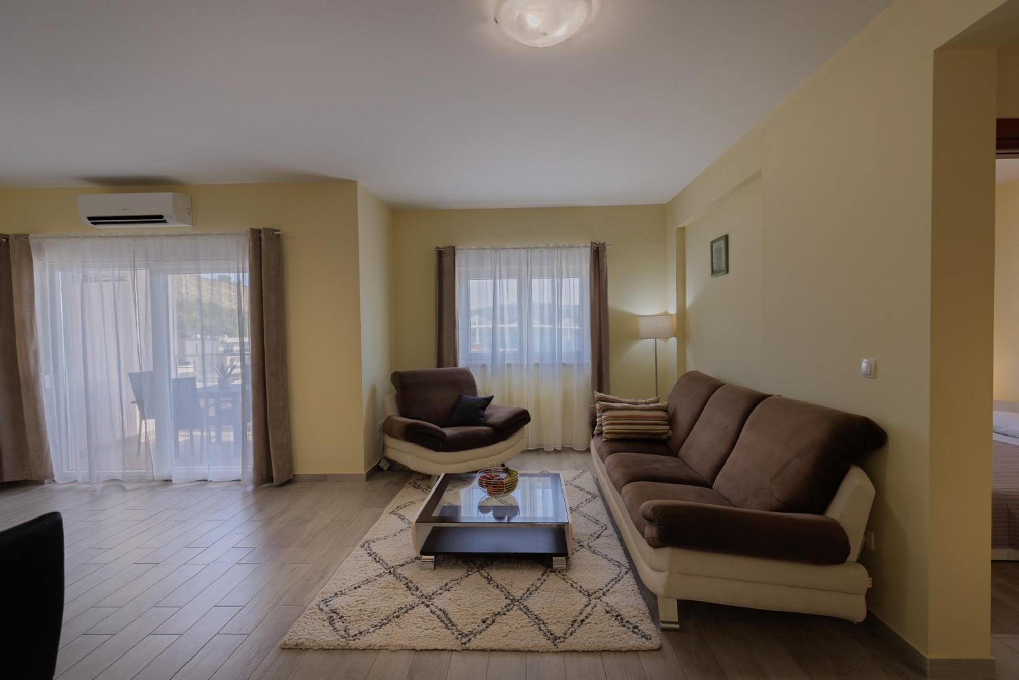 Apartman Maja Komarna Bagian luar foto